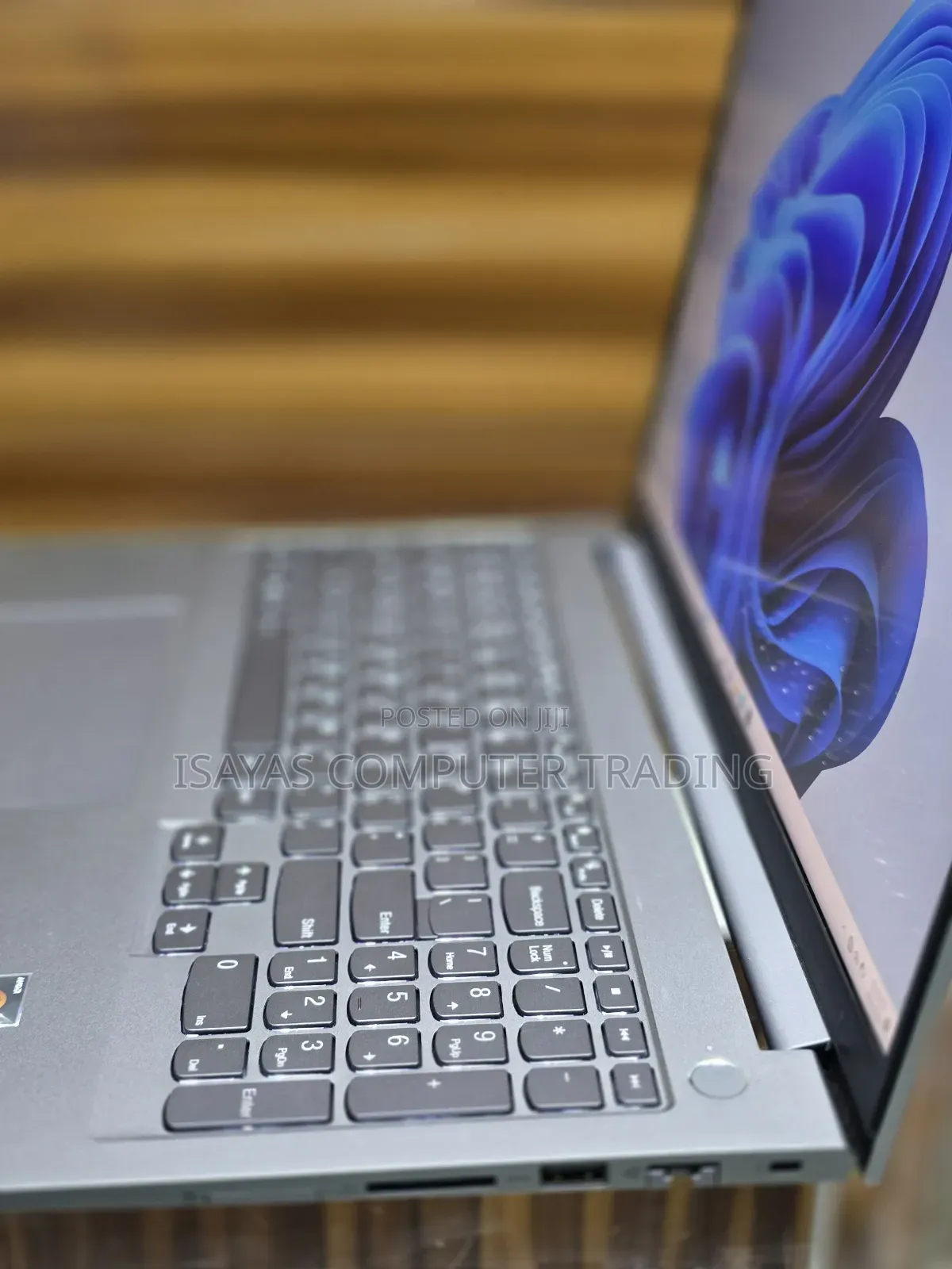 New Laptop Lenovo ThinkBook 15 32GB AMD Ryzen 7 SSD 1T