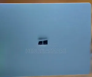 New Laptop Microsoft Surface 8GB Intel Core I5 SSD 256GB