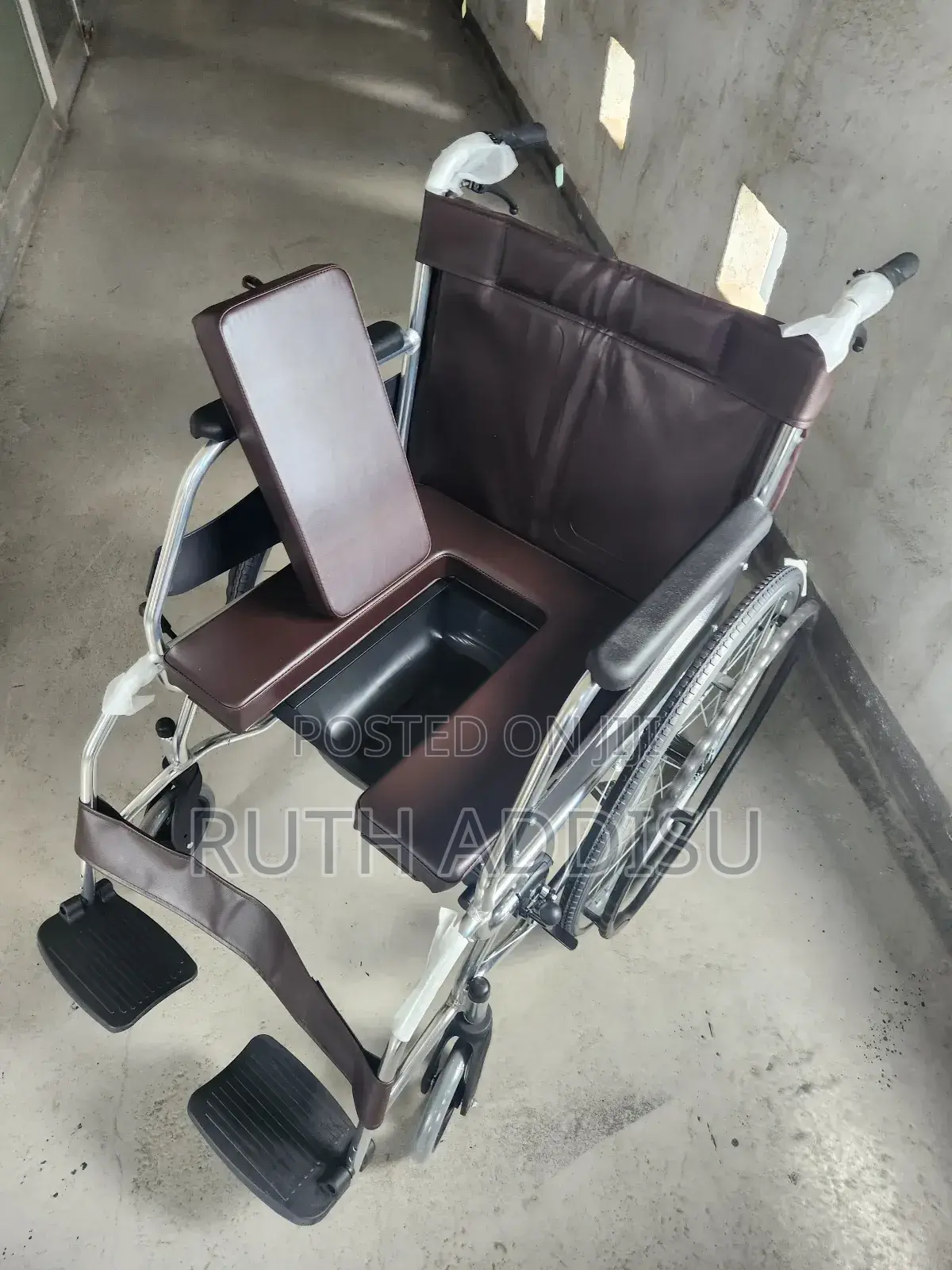 Commode Wheelchair名俠wheelchair發展wheelchair巉了wheelchair予丘wheelchair