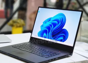 New Laptop Asus ROG Zephyrus G15 16GB Intel Core I7 SSD 512GB