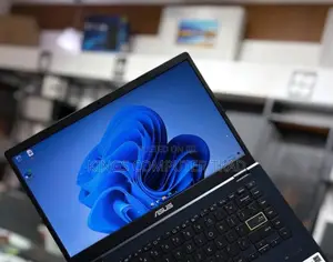 New Laptop Asus VivoBook 15 X505BA 4GB Intel Pentium SSD 256GB