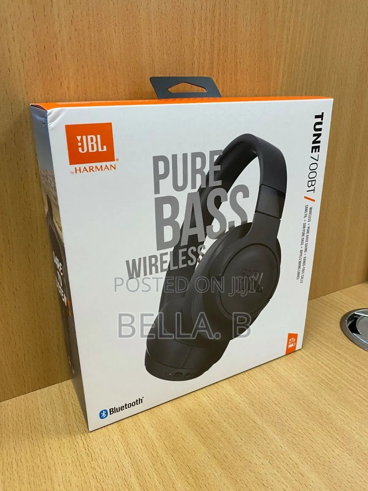 JBL 700bt Headset: Long-Lasting Battery Life.