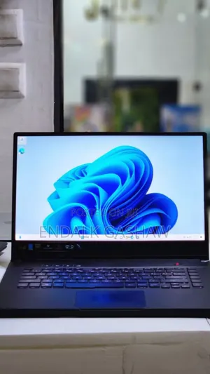 New Laptop Asus ROG Zephyrus G15 16GB Intel Core I7 SSD 512GB