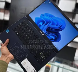 Photo - New Laptop Asus VivoBook 15 X505BA 4GB SSD 640GB