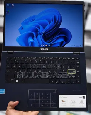 New Laptop Asus VivoBook 15 X505BA 4GB SSD 640GB