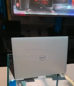 New Laptop Dell 16GB Intel Core I5 SSD 512GB