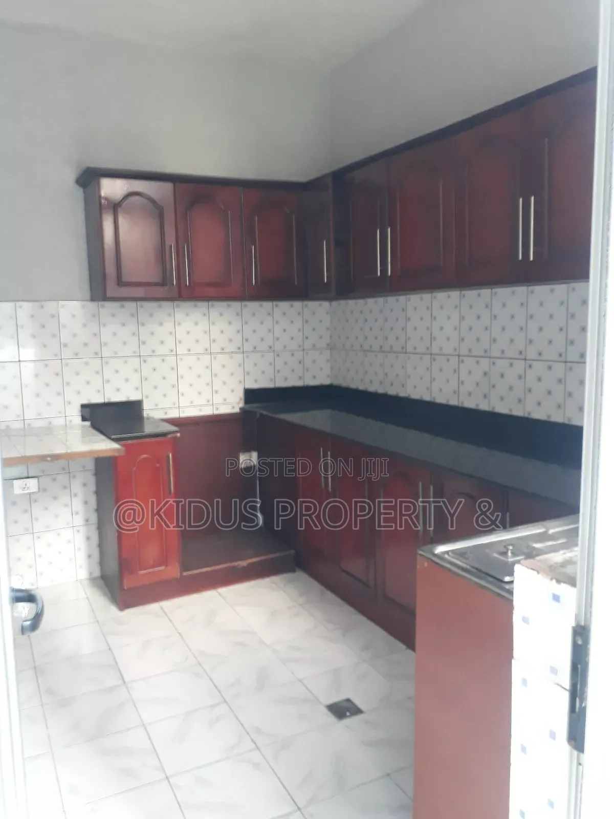 5bdrm House in Around Cambridge, Nifas Silk-Lafto for rent