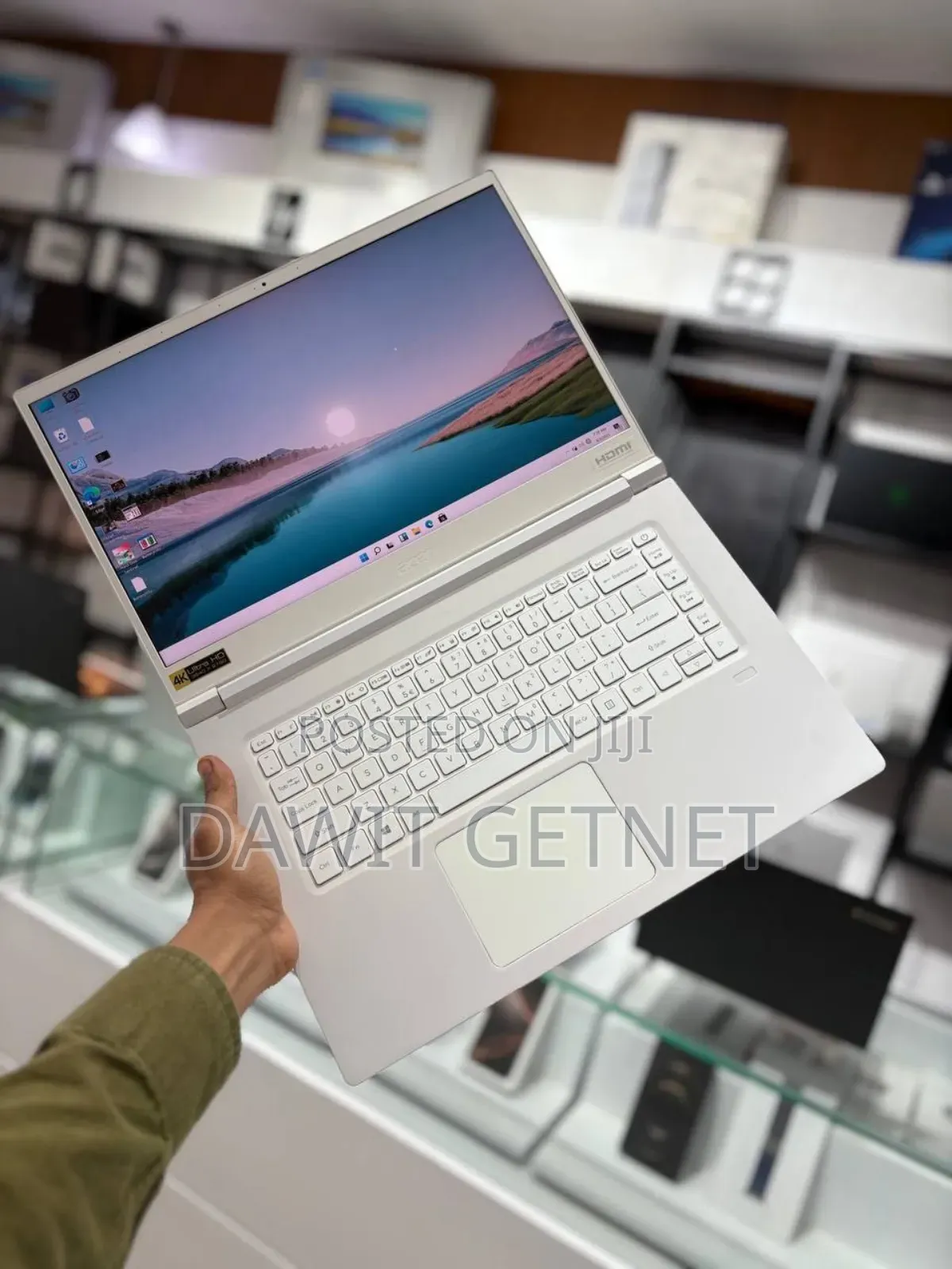 New Laptop Acer Conceptd 3 16GB Intel Core i7 SSD 512GB