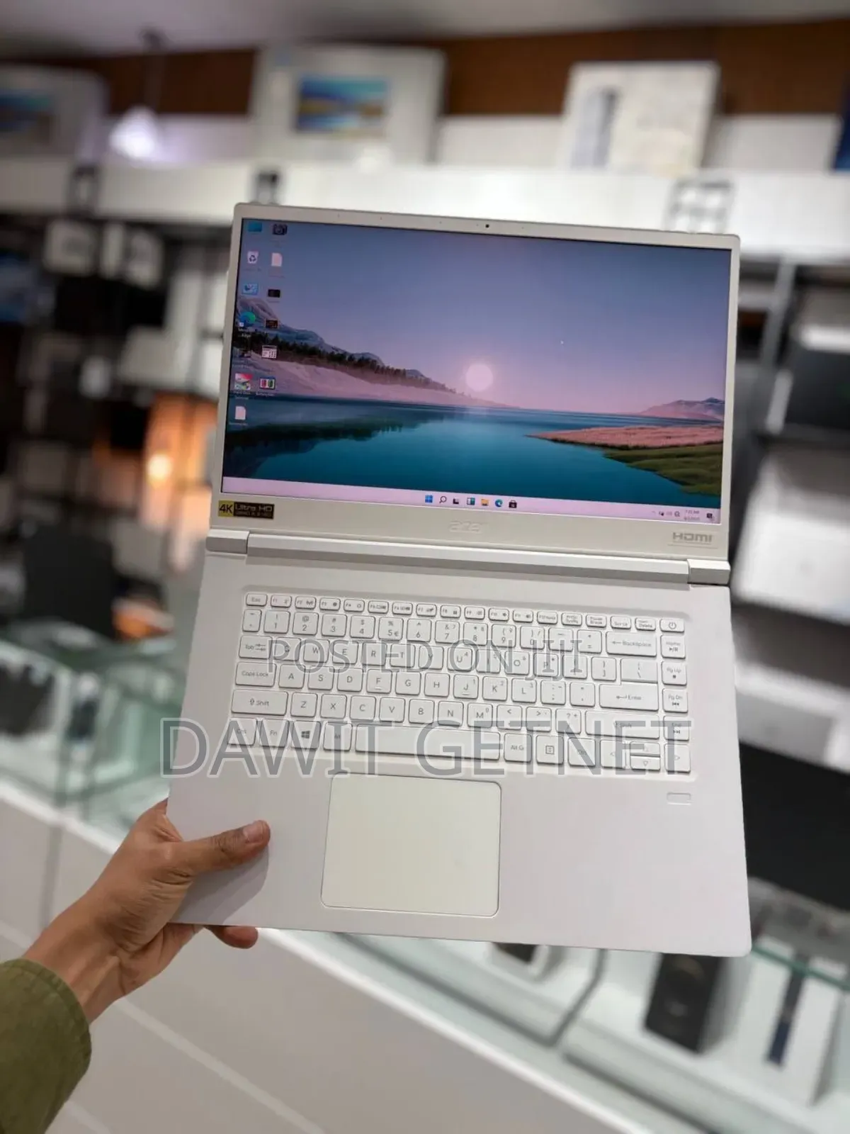 New Laptop Acer Conceptd 3 16GB Intel Core i7 SSD 512GB