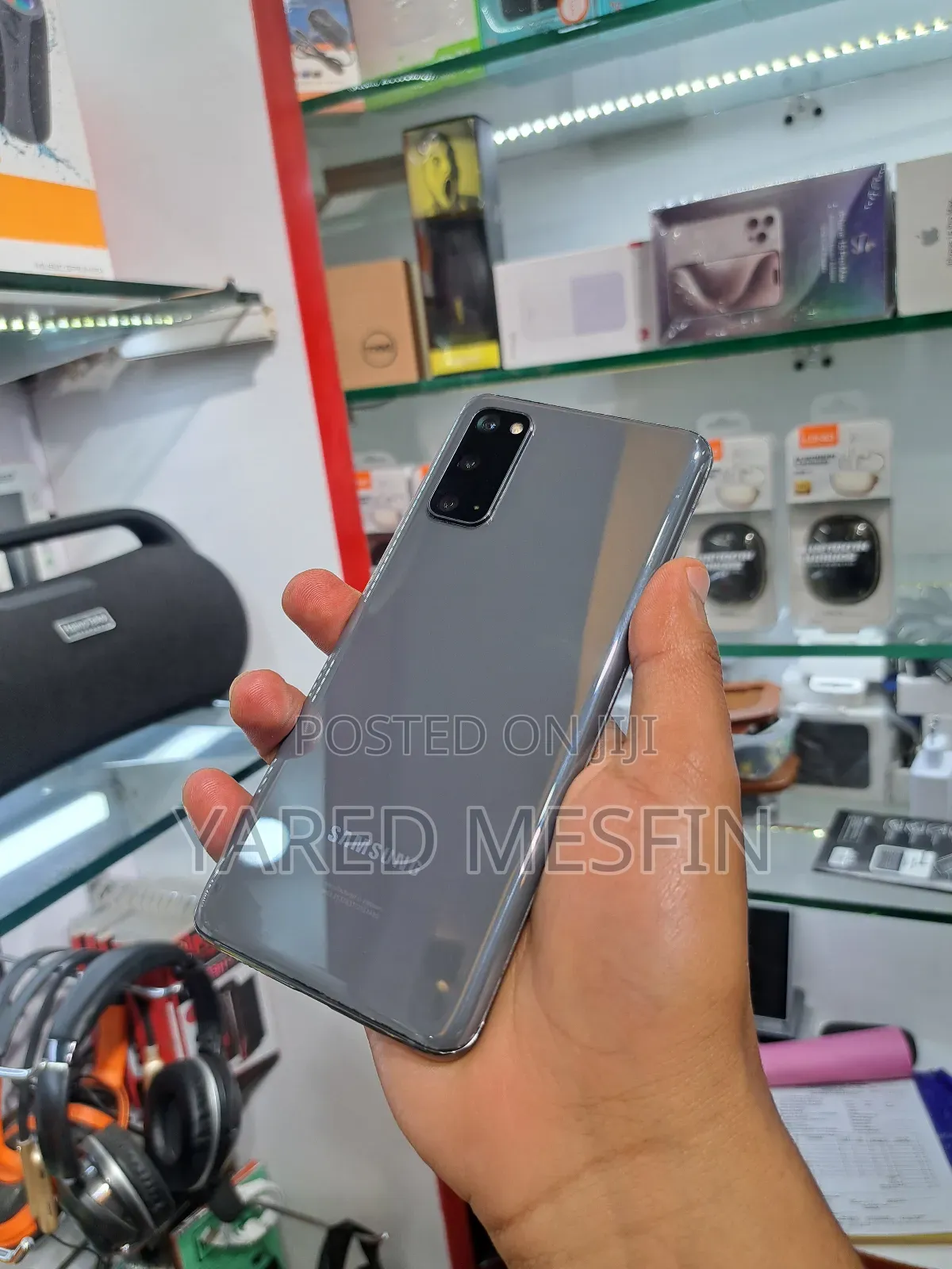 New Samsung Galaxy S20 128 GB