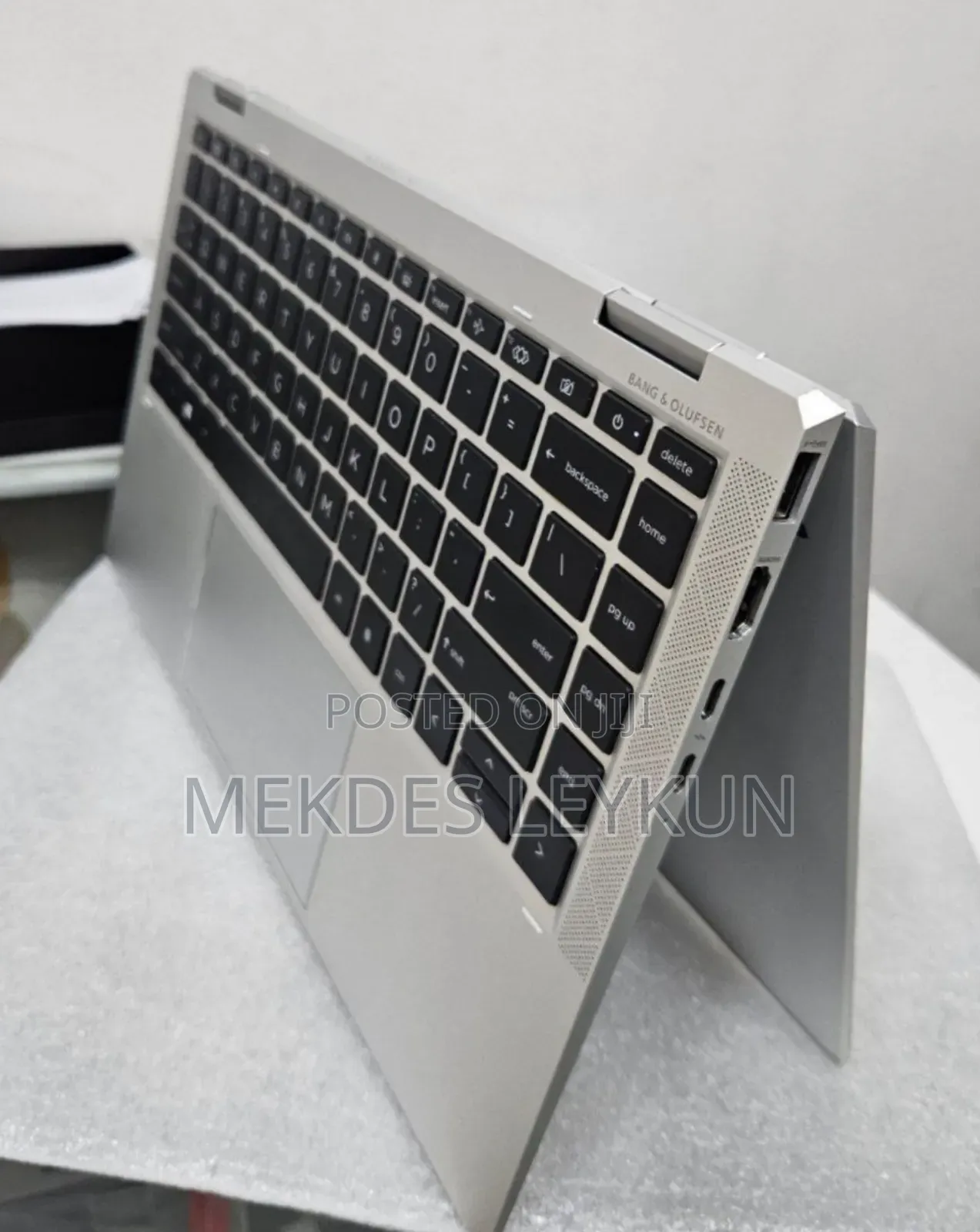 New Laptop HP EliteBook X360 1040 G7 16GB Intel Core I7 SSD 512GB