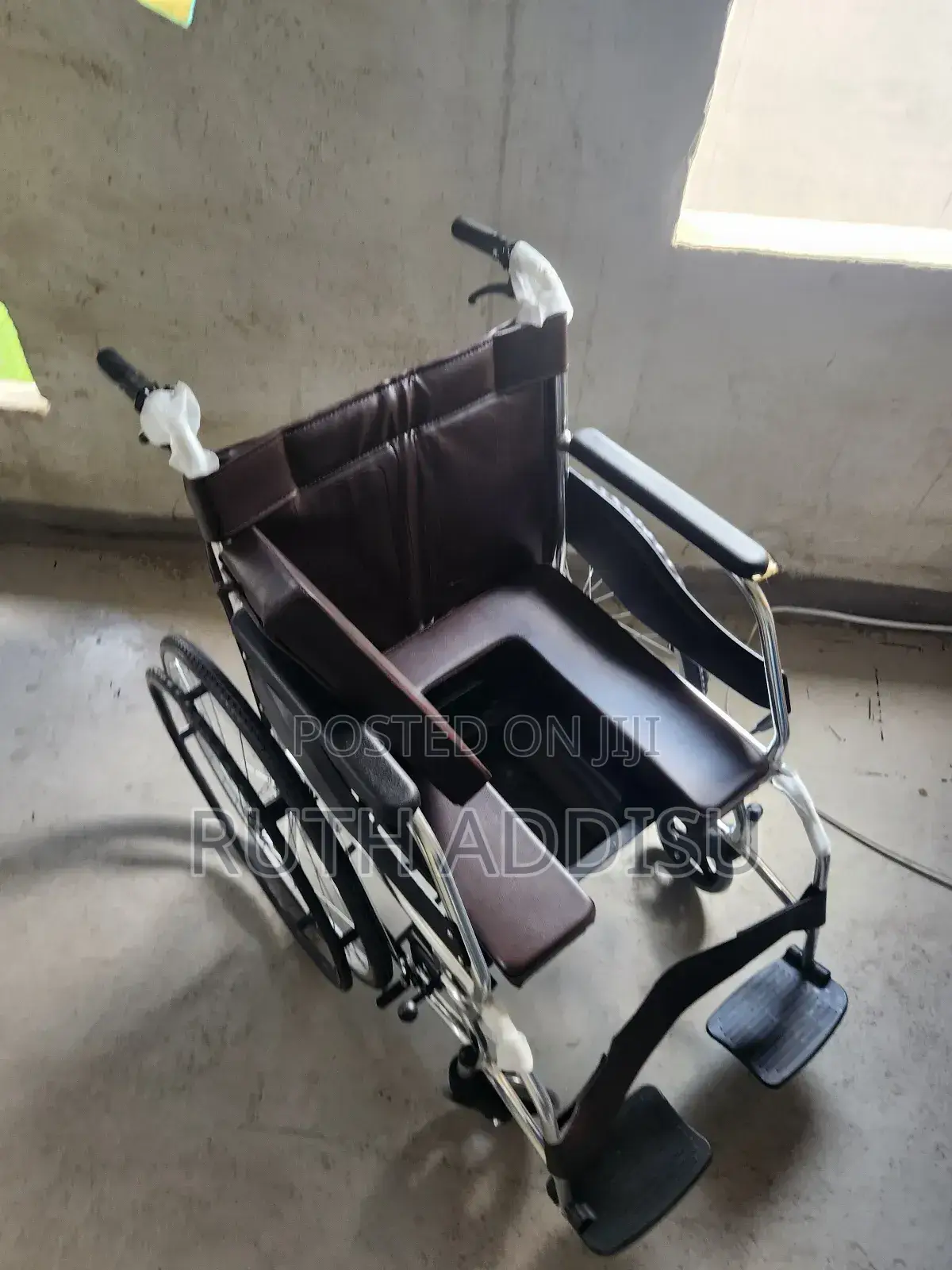 Wheelchair專業wheelchair夾帶commode Wheelchair俠女wheelchair勖你poty Wheelchai