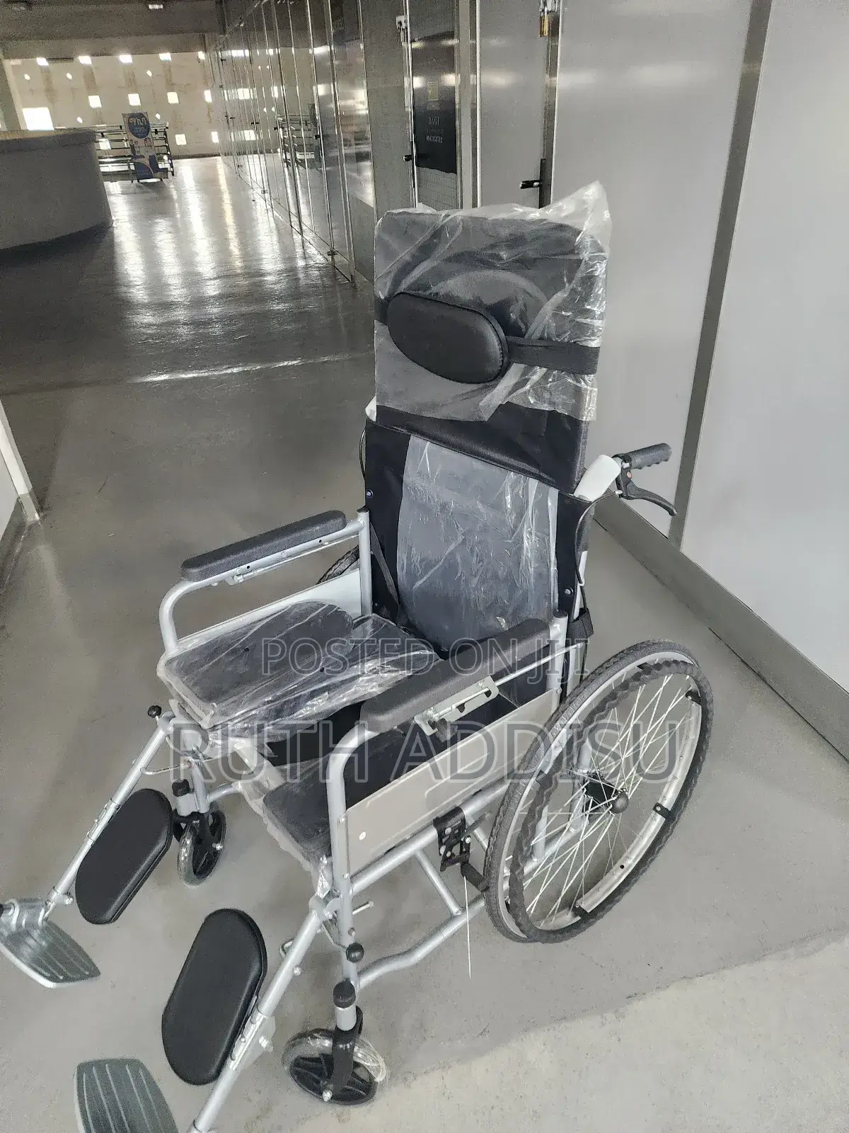 Commode Wheelchair多次toilet Wheelchair㜣了wheelchair重創commode Wheelchair