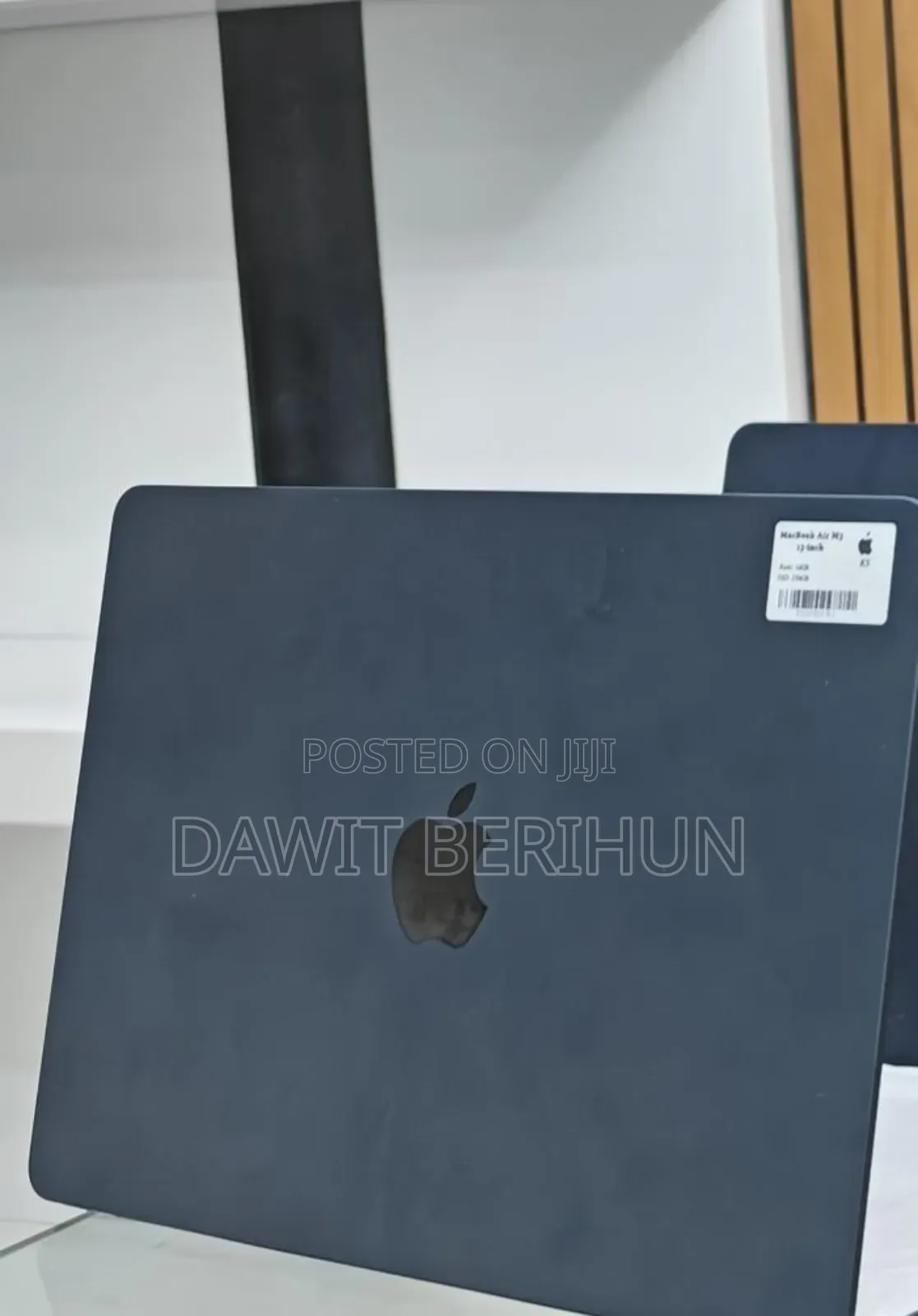 New Laptop Apple MacBook Air 2025 M4 13-Inch 16GB Apple M4 SSD 256GB