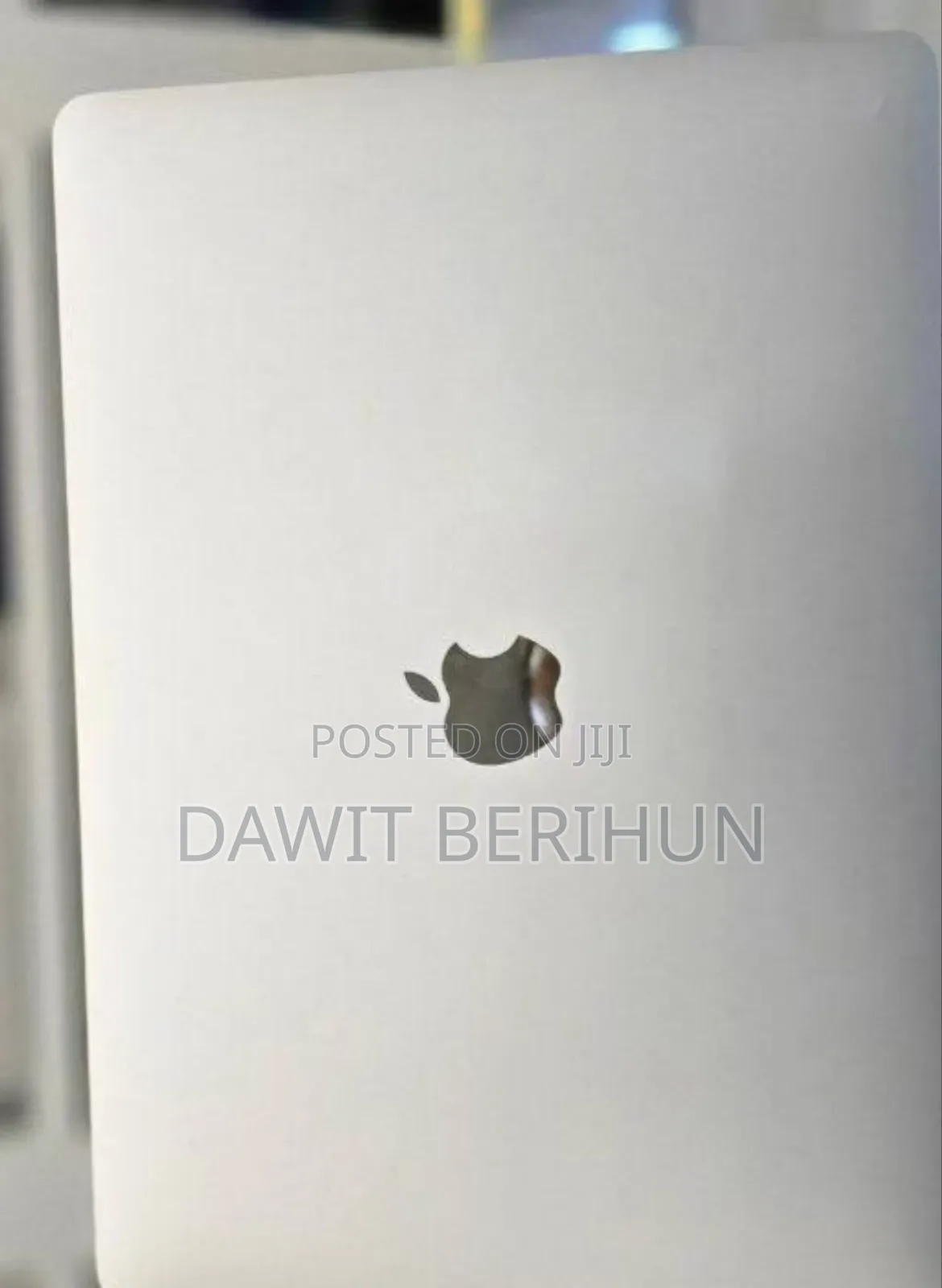 New Laptop Apple MacBook Air 2019 8GB Intel Core I5 SSD 512GB