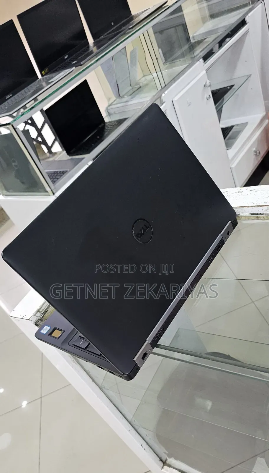 New Laptop Dell Precision 15 7550 16GB Intel Core I7 SSD 512GB