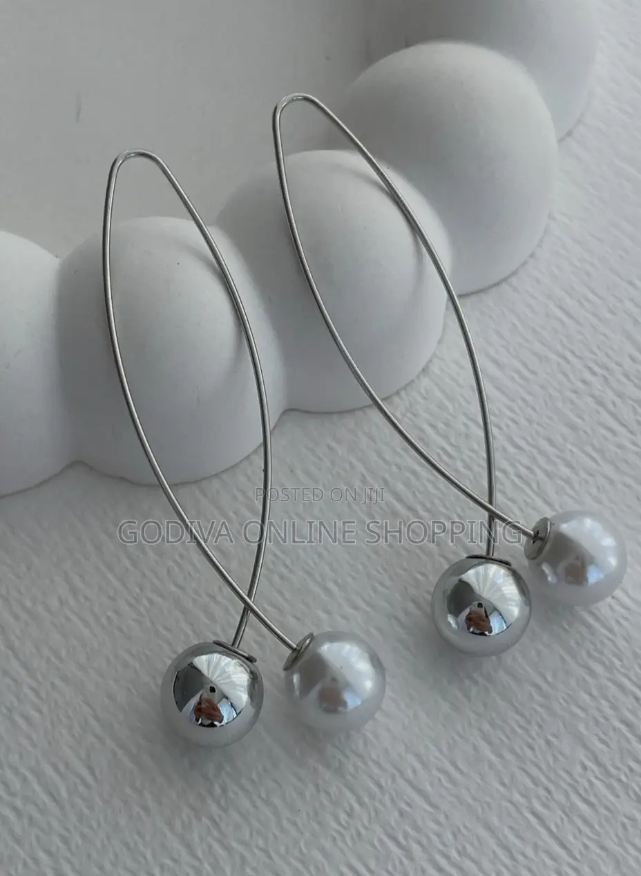 Jewellery Available On Hand