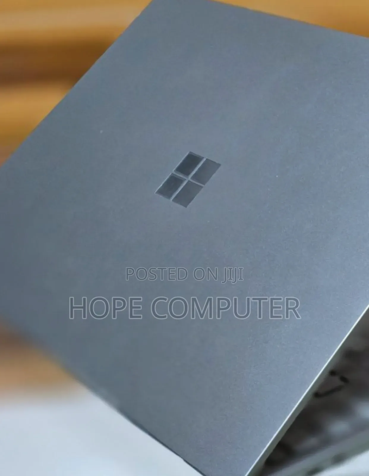 New Laptop Microsoft Surface 8GB Intel Core I5 SSD 256GB