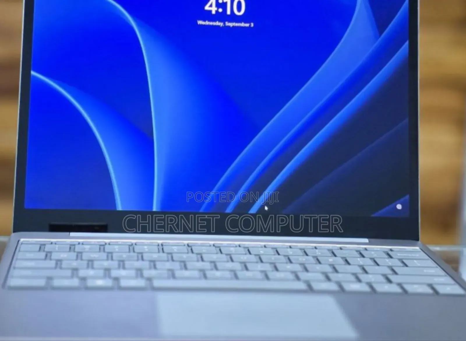 New Laptop Microsoft Surface 8GB Intel Core I5 SSD 256GB