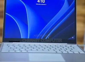 Photo - New Laptop Microsoft Surface 8GB Intel Core I5 SSD 256GB