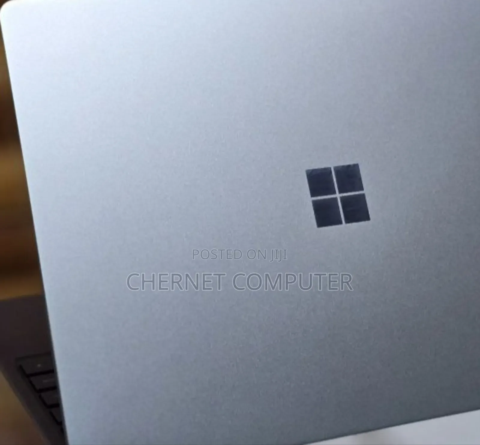 New Laptop Microsoft Surface 8GB Intel Core I5 SSD 256GB