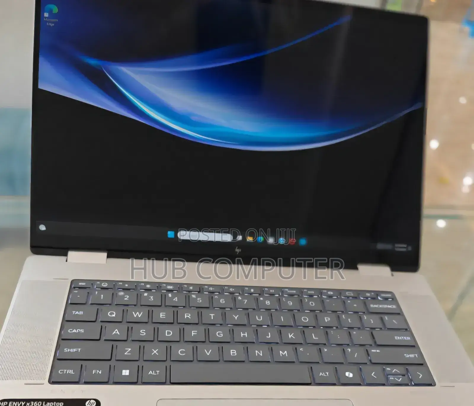 New Laptop HP Envy X360 16GB Intel Core I7 SSD 1T