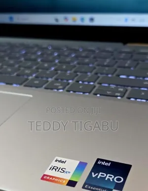 New Laptop Dell Inspiron 15 16GB Intel Core I7 SSD 1T