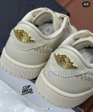 Air Jordan 1 Low Method of Make Trainer