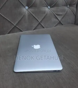 New Apple MacBook Air 2025 M4 13-Inch 4GB Intel Core I5 HDD 128GB