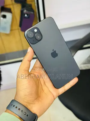 Photo - Apple iPhone 15 Plus 256 GB Black