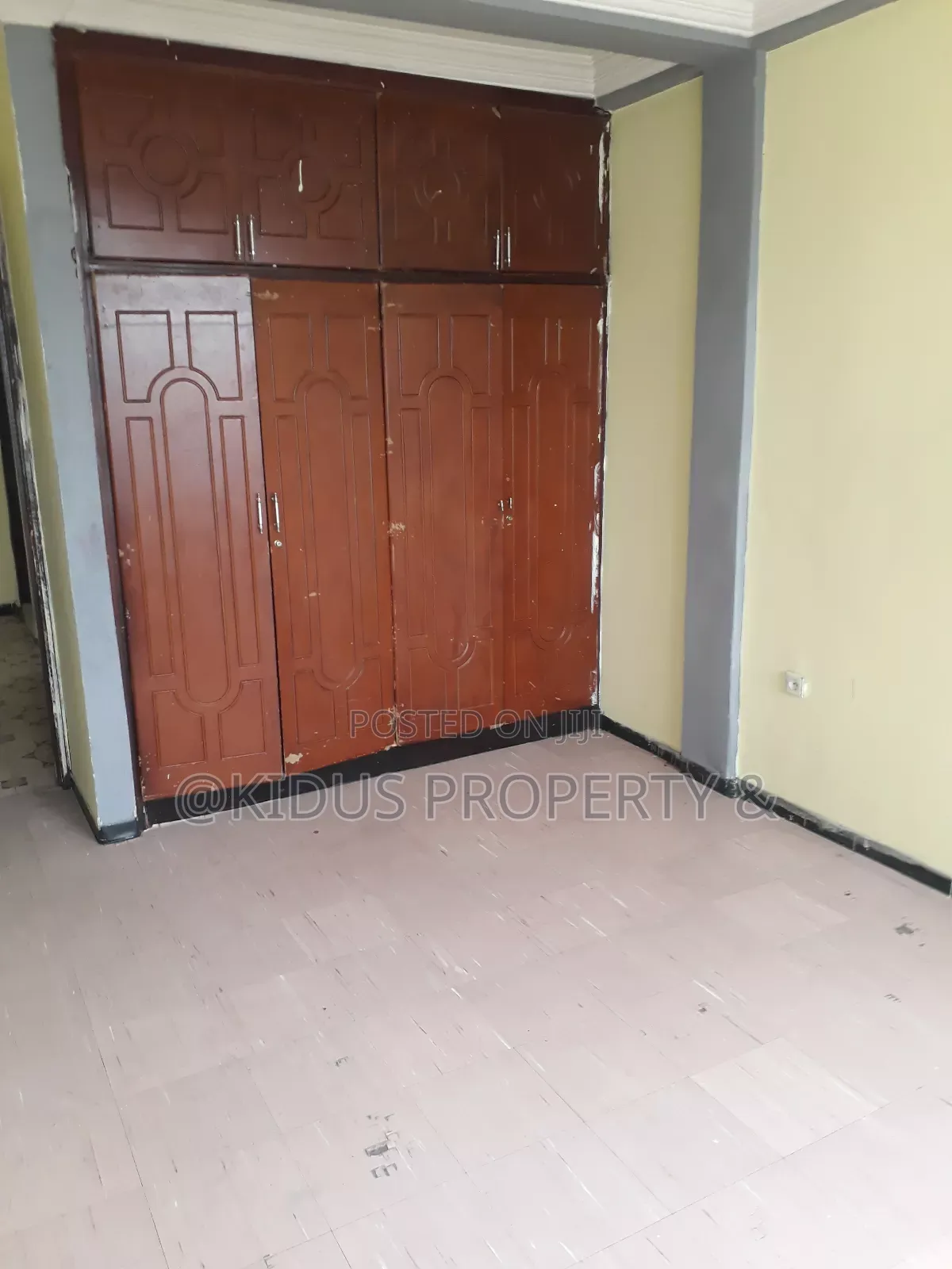 3bdrm House in Lebu Medhaniyalem, Nifas Silk-Lafto for rent