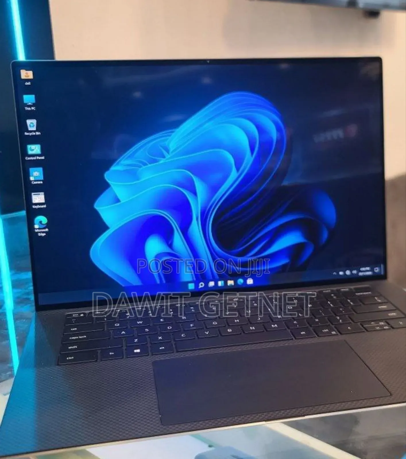 New Laptop Dell XPS 15 32GB Intel Core I7 SSD 512GB