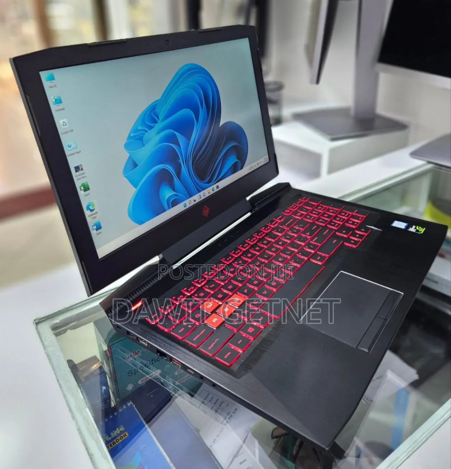 New Laptop HP Omen 15 8GB Intel Core I7 SSD 128GB