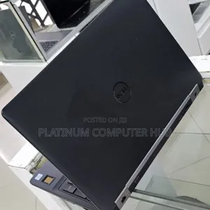 Laptop Dell Precision 15 5540 16GB Intel Core I7 SSD 512GB