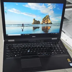 Laptop Dell Precision 15 5540 16GB Intel Core I7 SSD 512GB