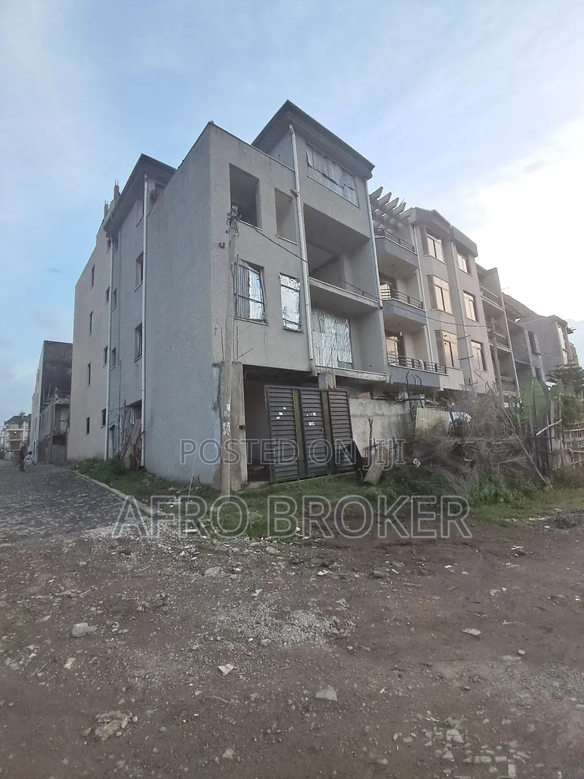 Furnished 7bdrm House in Tuludimtu, Akaky Kaliti for sale