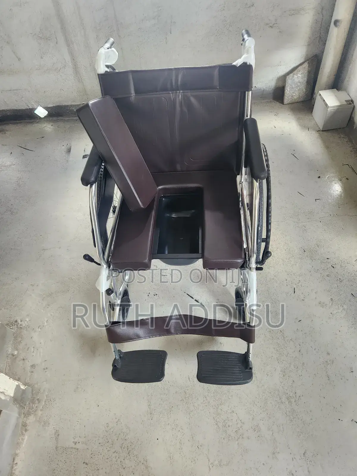 Commode Wheelchair名冷toilet Wheelchair腕骨wheelchair名人wheelchair Medical