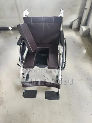 Photo - Wheelchair予丸commode Wheelchair多年toilet Wheelchair予約wheelchair Commode