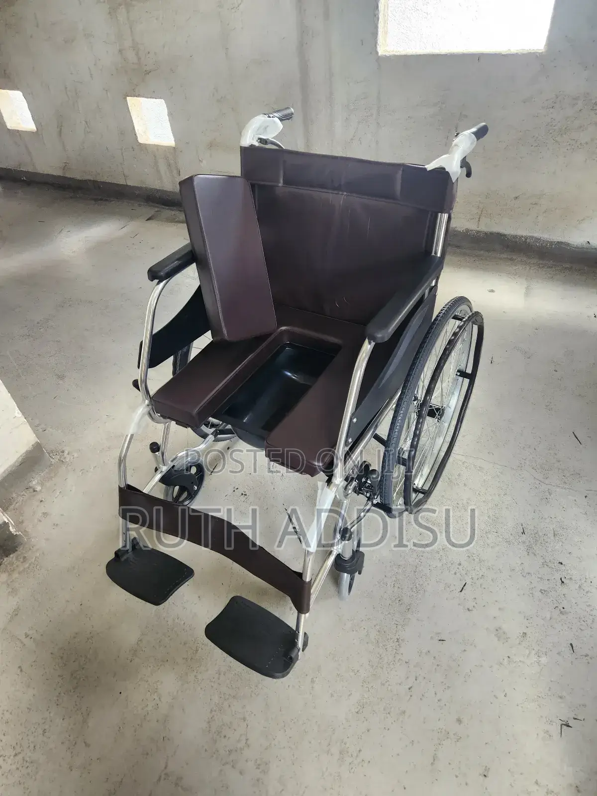 Commode Wheelchair予病wheelchair會在wheelchair国我wheelchair廟宇wheelchair New