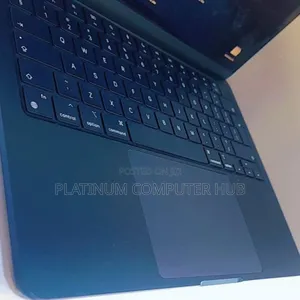 Photo - New Laptop Apple MacBook Air 2022 M2 8GB Apple M2 SSD 256GB