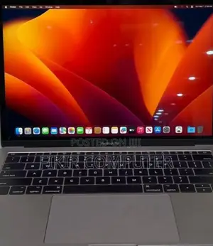 New Laptop Apple MacBook Pro 2017 16GB Intel Core I7 SSD 512GB