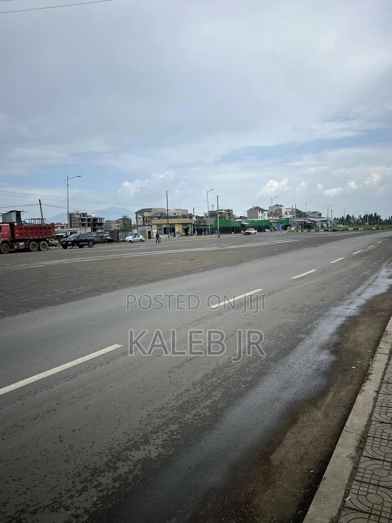 አስቸኳይ የሚሸጥ መሬት 500ካሬ