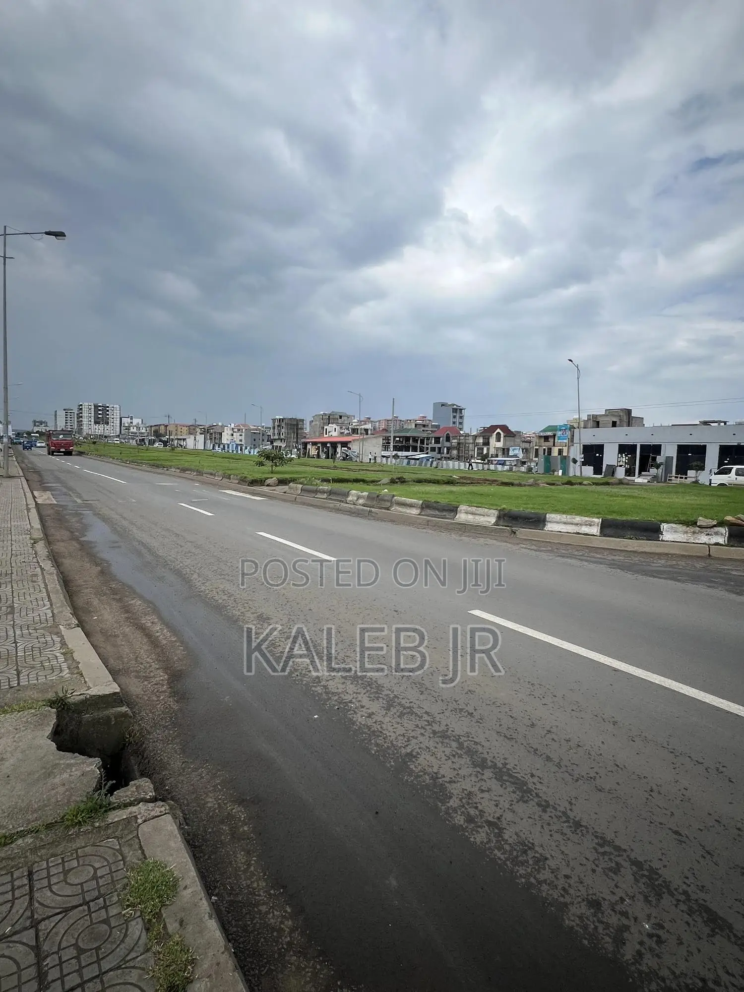 አስቸኳይ የሚሸጥ መሬት 500ካሬ