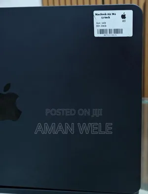 New Laptop Apple MacBook Air 2025 M4 13-Inch 16GB Intel SSD 256GB