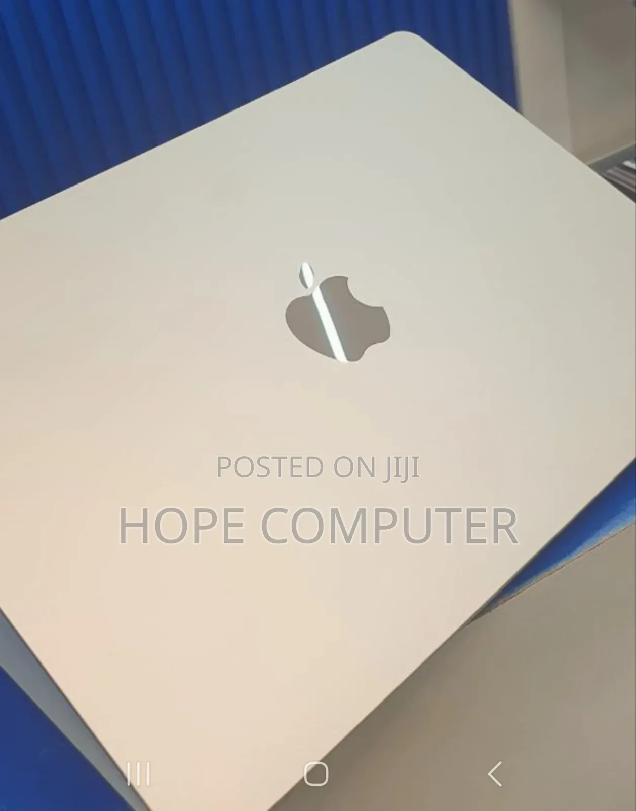 New Laptop Apple MacBook Air 2025 M4 13-Inch 16GB Apple M4 SSD 256GB