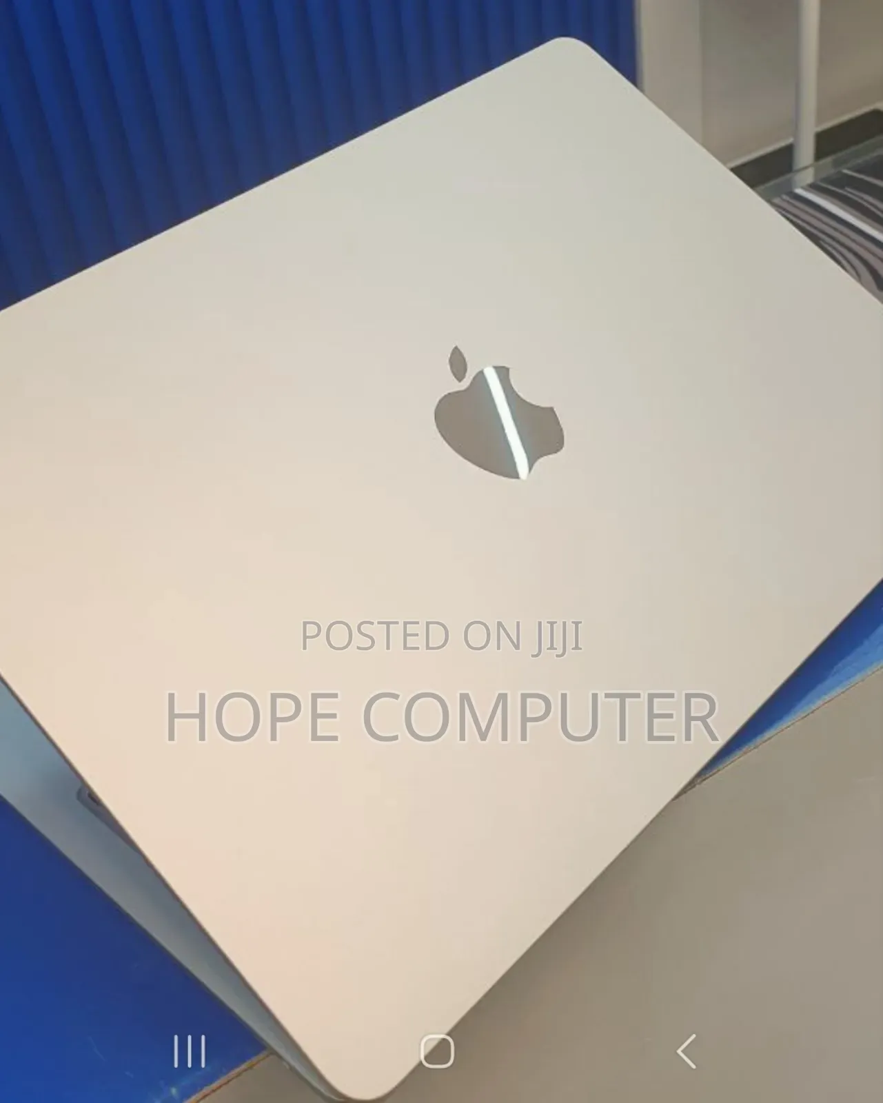 New Laptop Apple MacBook Air 2025 M4 13-Inch 16GB Apple M4 SSD 256GB