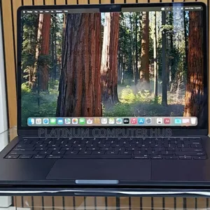 Photo - New Laptop Apple MacBook Air 2025 M4 13-Inch 16GB Apple M4 SSD 256GB