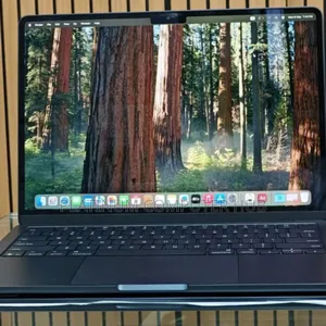 New Laptop Apple MacBook Air 2024 M3 13-inch 16GB Apple M3 SSD 256GB