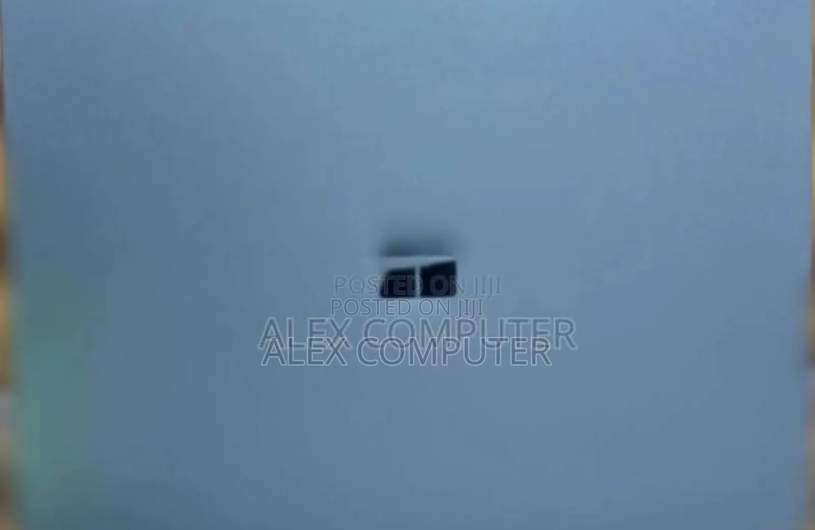 New Laptop Microsoft Surface 8GB Intel Core i5 SSD 256GB