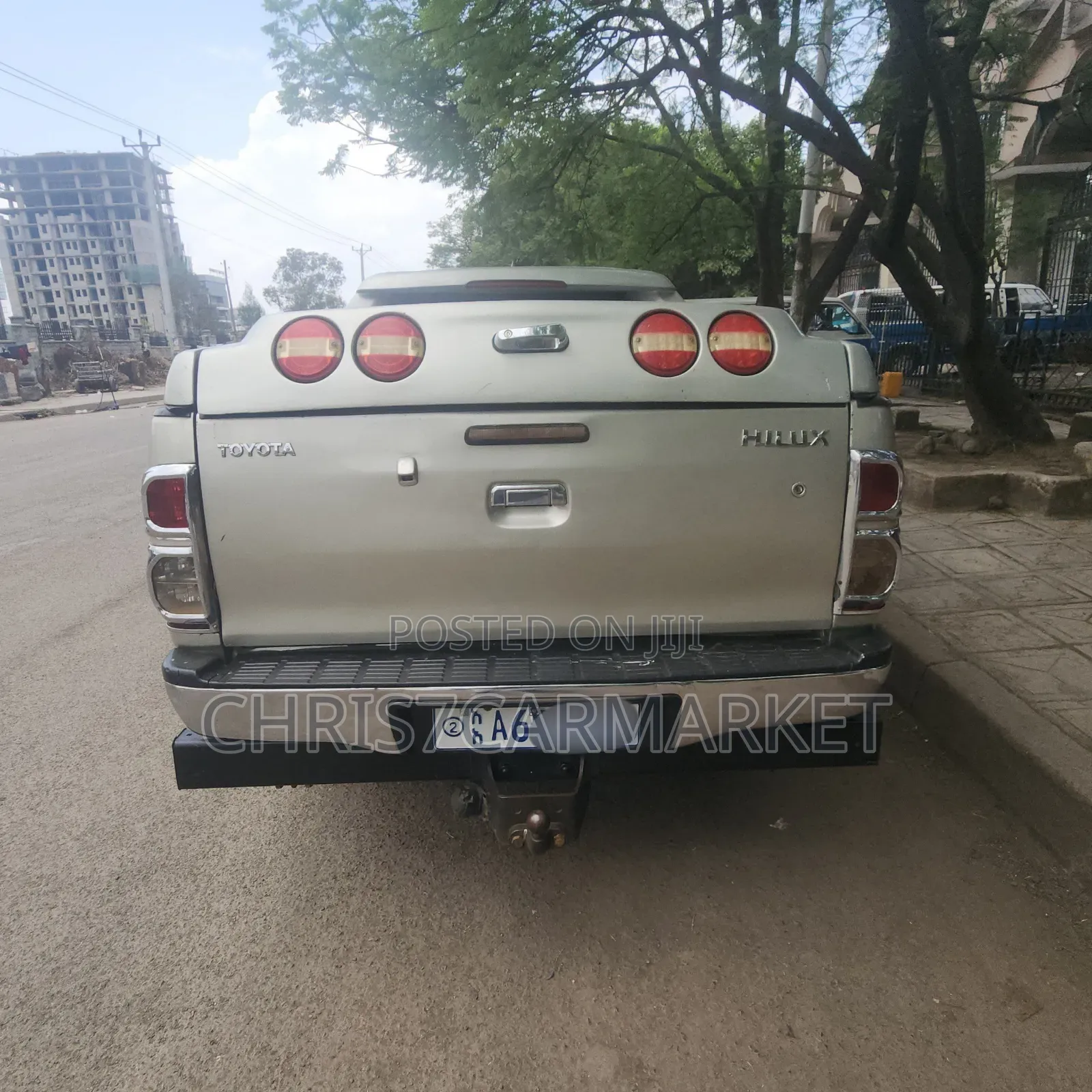 Toyota Hilux 3.0 D-4D 4x4 2014 Silver